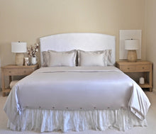 Load image into Gallery viewer, Button Duvet Cover in Silver Snow