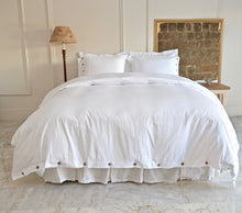 Load image into Gallery viewer, Button Shams in White