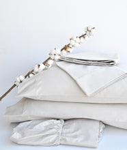 Load image into Gallery viewer, Sheet Sets in Silver Snow