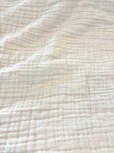 Load image into Gallery viewer, Single Throw
