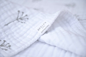Dandelion Blanket in White